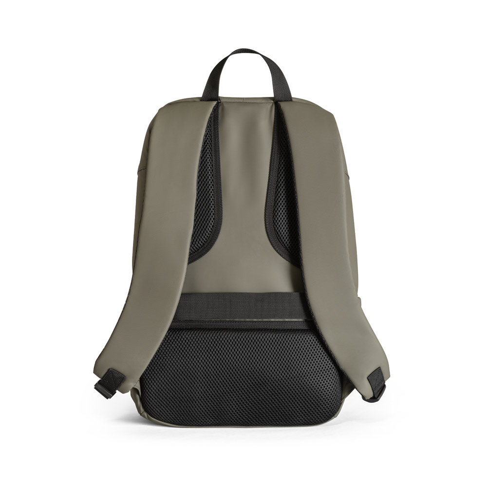 Mochila 16" para Brinde em Poliéster Reciclado 600D com Revestimento Resistente à Água