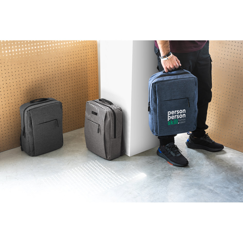 Mochila para notebook com placa para personalização