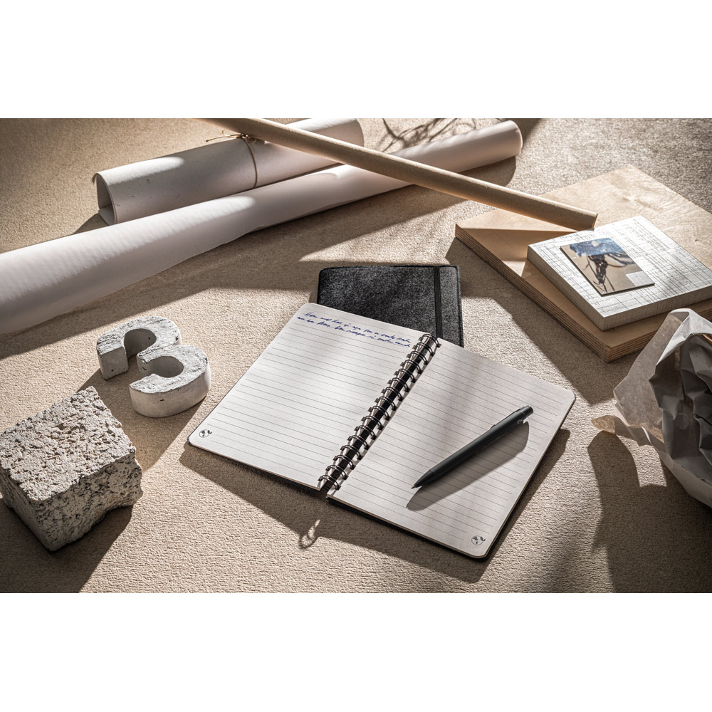 Caderno A5 reciclado com argolas personalizado