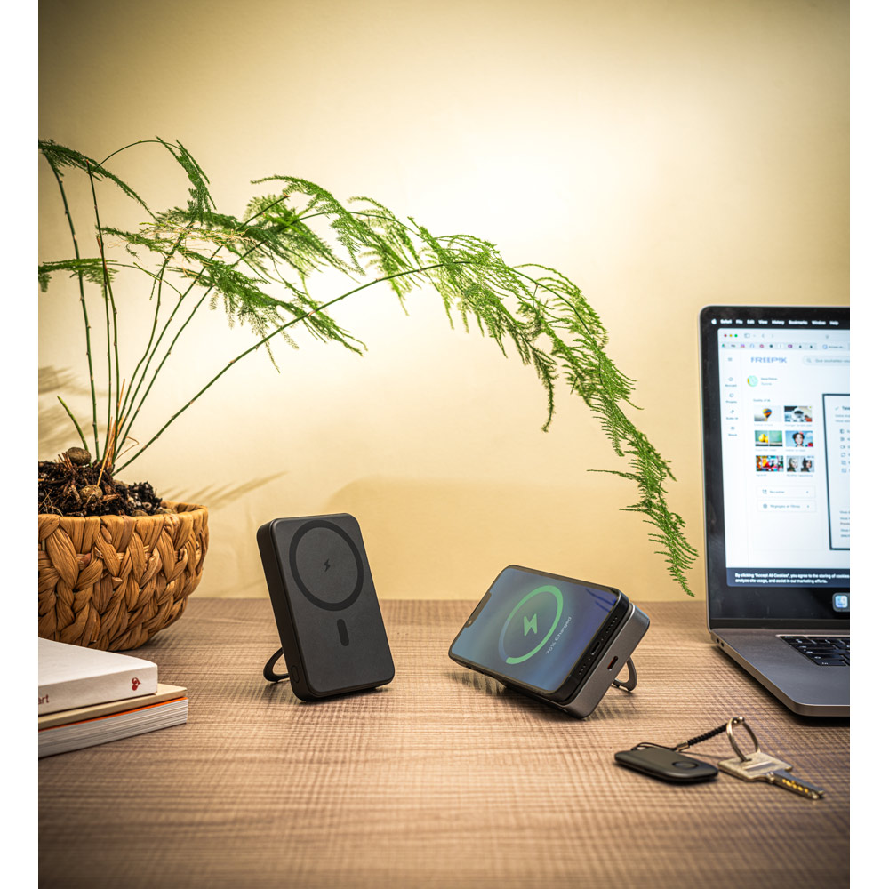 BATERIA PORTÁTIL MAGNÉTICA RECICLADA PERSONALIZADA 10.000 mAh